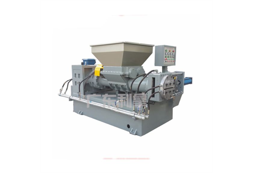 廣東利拿實(shí)業(yè)的低溫橡膠過(guò)濾出片機(jī)